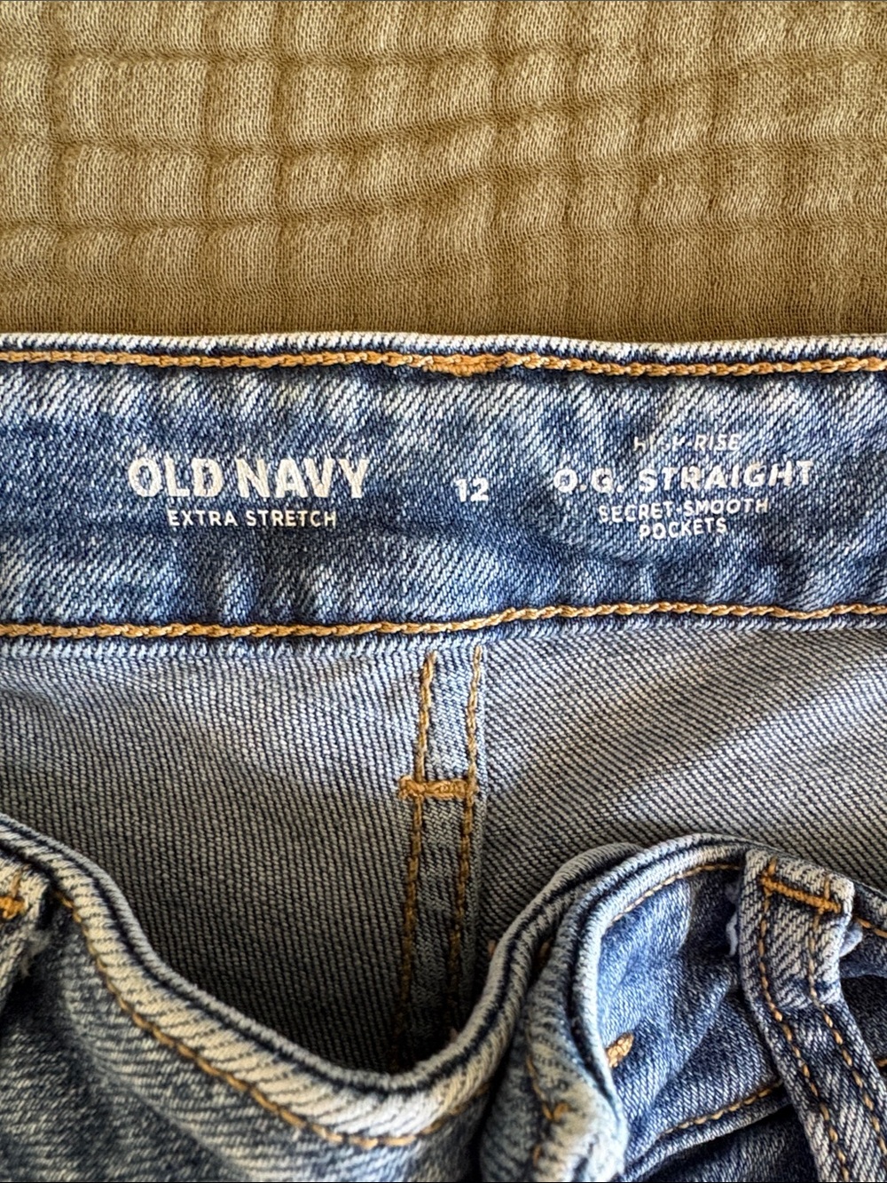 Old Navy O.G Straight Denim Jeans - Picture 5 of 6